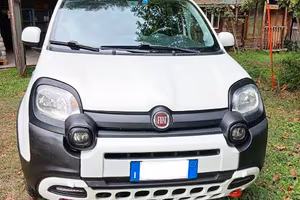 FIAT PANDA CROSS YBRID 1.0