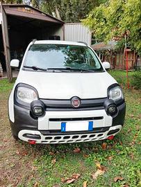 FIAT PANDA CROSS YBRID 1.0