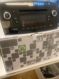 Stereo auto lancia y