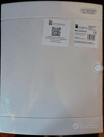 Scatola portafusibili a 2 file per 24 moduli