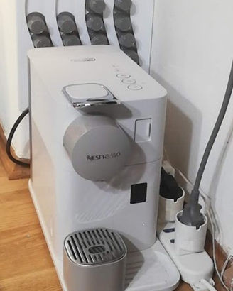 Nespresso lattissima one delonghi