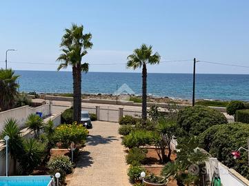 VILLA SINGOLA A UGENTO