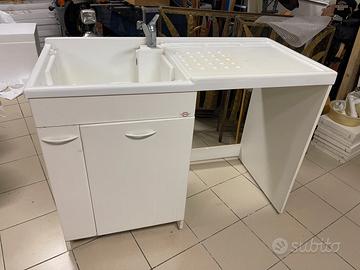 Mobile lavanderia Colajanni