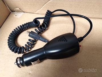 Carica usb per telefono da auto
