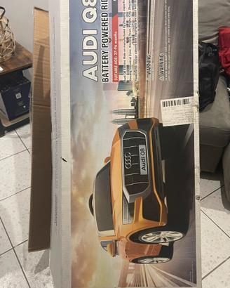 Macchina Audi A8 con radiocomando nuova perfetta