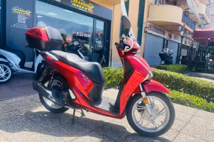 HONDA SH 150 TUTTO INCLUSO ANCHE PASSAGGIO! MINI