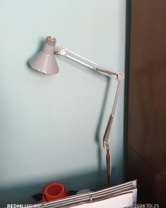 Lampada da scrivania orientabile vintage in metall