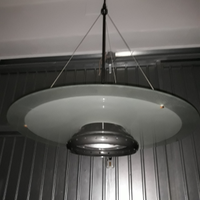 Lampadario in vetro bianco satinato