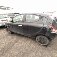 FIANCATA SINISTRA COMPLETA LANCIA Y 2013