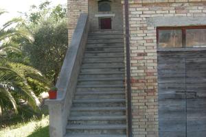 Casa colonica con terreno