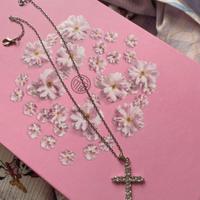 Collana vintage con croce brillante