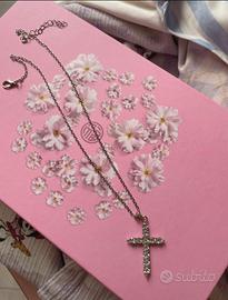 Collana vintage con croce brillante