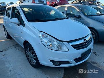 Ricambi usati per Opel Corsa 1.3 CDTI 2009