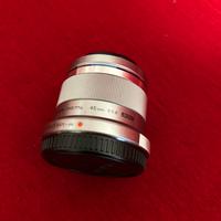 Rittratti // Olympus 45mm 1:1.8 MSC