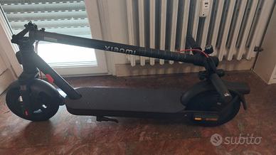 Monopattino elettrico Xiomi scooter elite