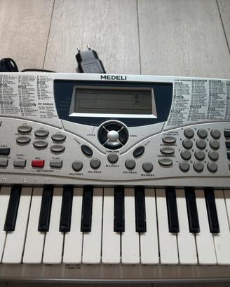 Pianola medeli per scuola media