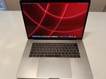 macbook pro 15" A1707  2017 