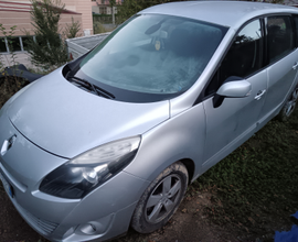 Renault scenic 3 serie 1.5 dci 7 posti