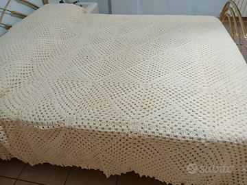 Coperta matrimoniale in pura lana vergine