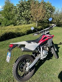 Husqvarna 125 4t Neopatentati