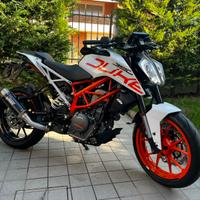 KTM Duke 390