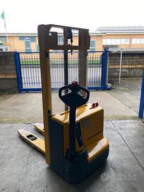 Carrello elevatore Stoccatore JUNGHEINRICH EJC 110