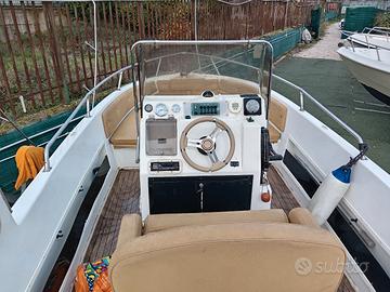 barca Astra 21 con Mercury 40 70 Pro 