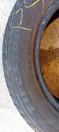 Due gomme poco utilizzate