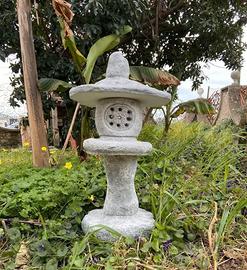 Statua pagoda giapponese lampada lanterna giardino