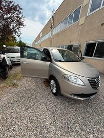 Lancia Ypsilon Ypsilon III 2011 0.9 t.air Silver e