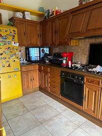 Cucina in legno massello/stile classico