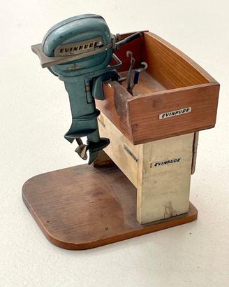 Modellino vintage  EVINRUDE BIG TWIN