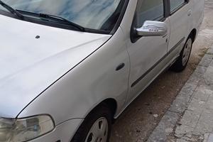 Fiat Palio Weekend per pezzi di ricam
