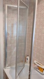 PARETE PIEGHEVOLE PER VASCA DA BAGNO