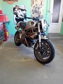 Ducati Monster 796 ABS