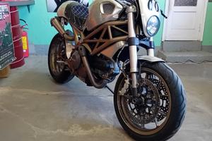 Ducati Monster 796 ABS