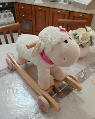 Dondolo pecora per bambini 