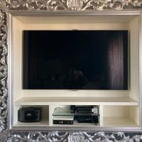 Porta TV stile in foglia argento