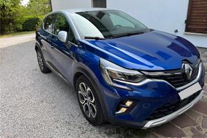 Renault Captur 1.6 plug-in hybrid 160cv