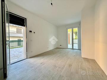 2 LOCALI A CAROBBIO DEGLI ANGELI