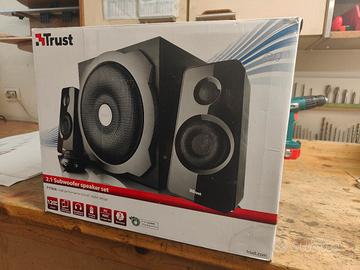 Trust 2.1 Subwoofer speaker set

