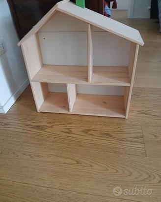casetta in legno per esposizione ikea