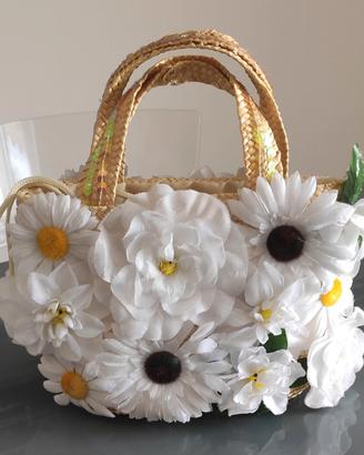 Borsa in rafia con fiori nuova 