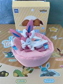 Pokemon Sleeping Hevee Series - Sylveon