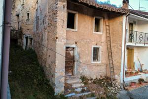 RUSTICO A BADIA CALAVENA