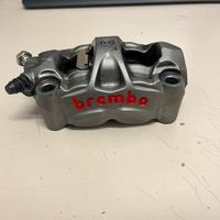 Pinza radiale Brembo M50 fresata motard