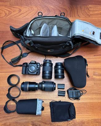 Reflex Nikon D7500 + 4 obiettivi + flash e borsa