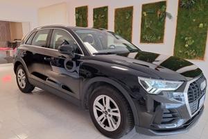 Audi Q3 35 TDI S tronic Business