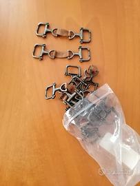 fibie metallo e pelle 