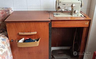Mobile macchina da cucire